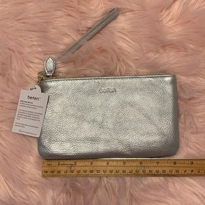 Befen silver buttery leather large wristlet with credit card slots and roomy🤩